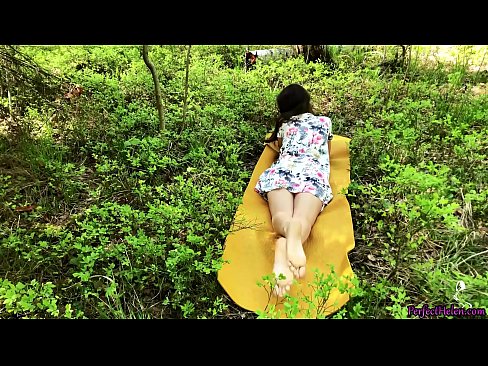 ❤️ Un inconnu sur Tinder masturbe ma chatte et baise passionnément dans les bois ❤️ Porno at us ❌❤